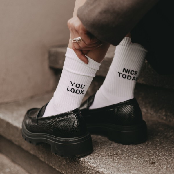Eulenschnitt - Socken "you look nice today" - verschiedene Größen