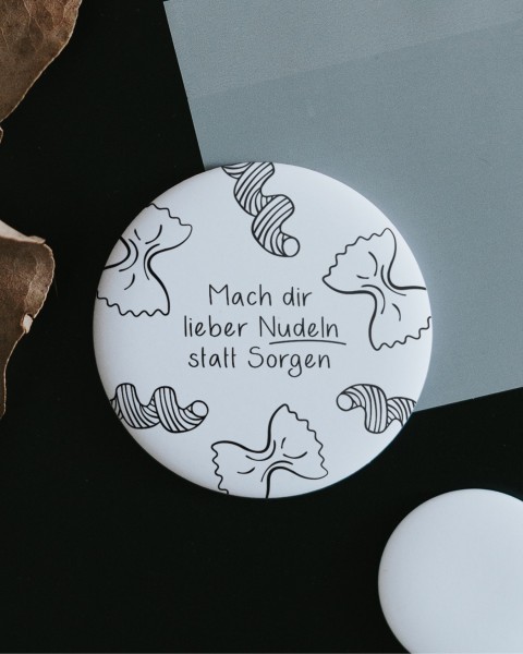 Heldenglück - Magnet groß "Nudeln statt Sorgen"