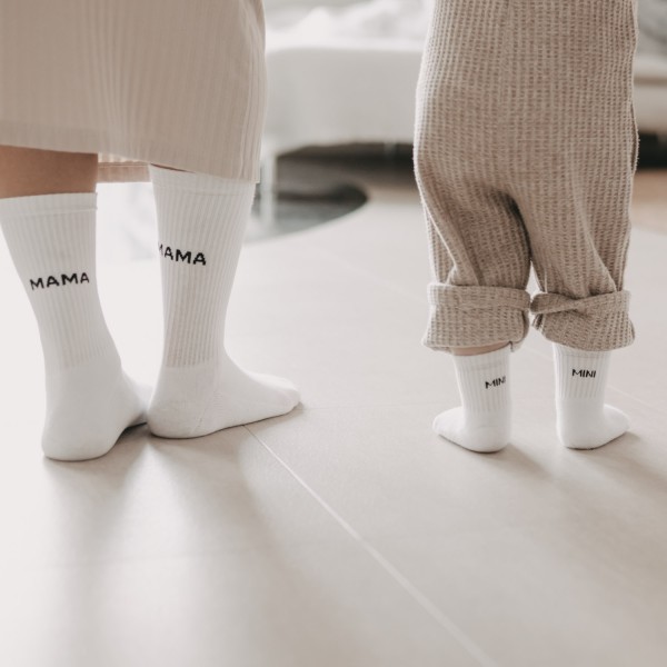 Eulenschnitt - Babysocken "Mini" - weiß-schwarz